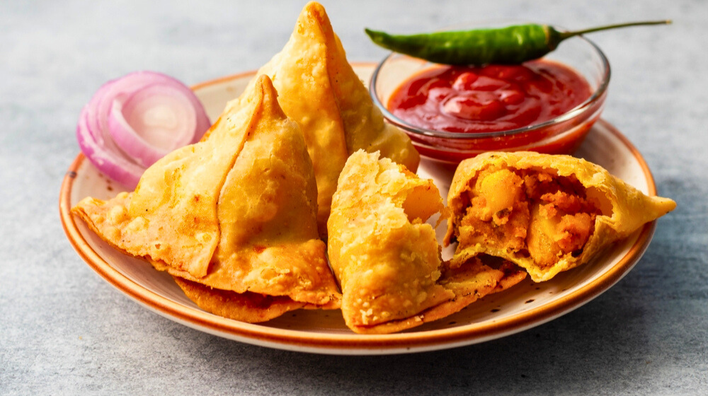 Vegetable Samosa - King's Tandoor & Bar